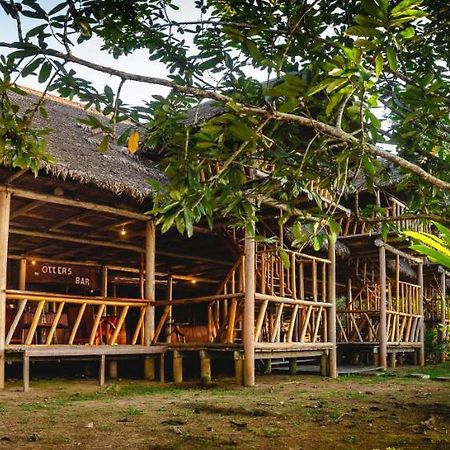 Tres Chimbadas Lake Lodge Tambopata Exterior foto