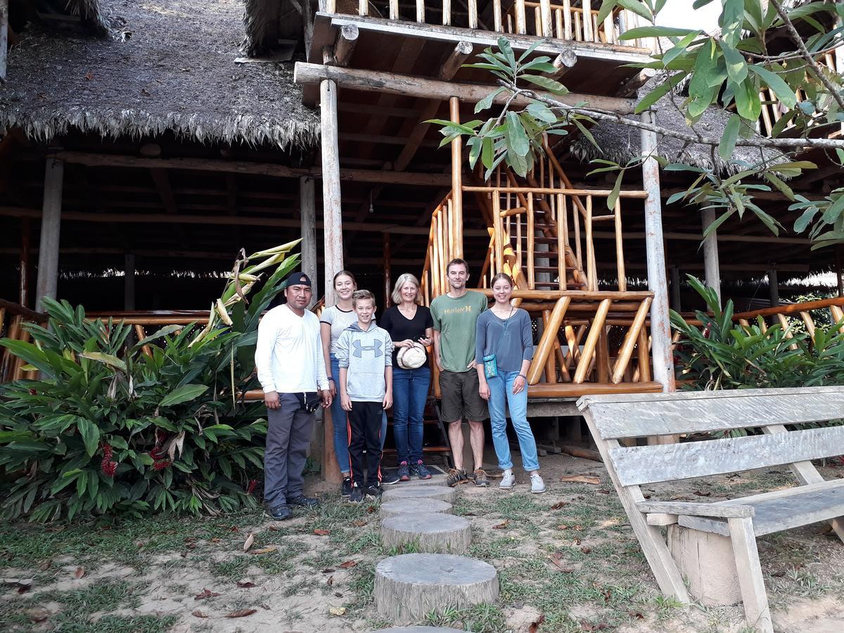 Tres Chimbadas Lake Lodge Tambopata Exterior foto